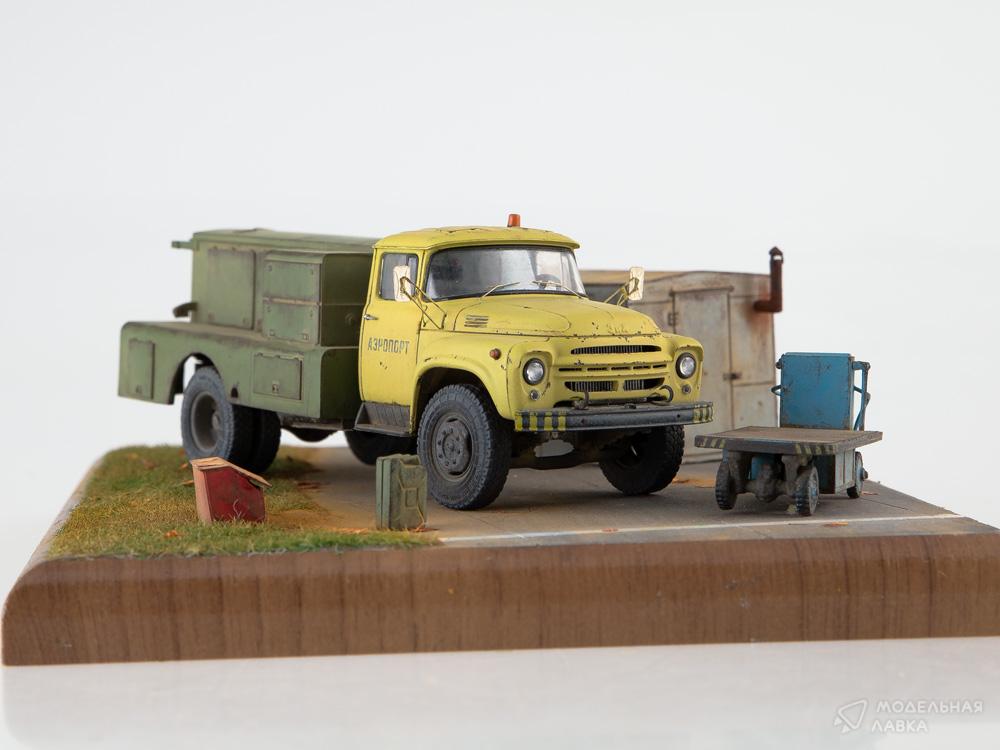 Сборная модель агрегат подвижной авиационный АПА-35 (130) в масштабе 1:43 AVD Models Сборная модель агрегат подвижной авиационный АПА-35 (130) AVD Models
