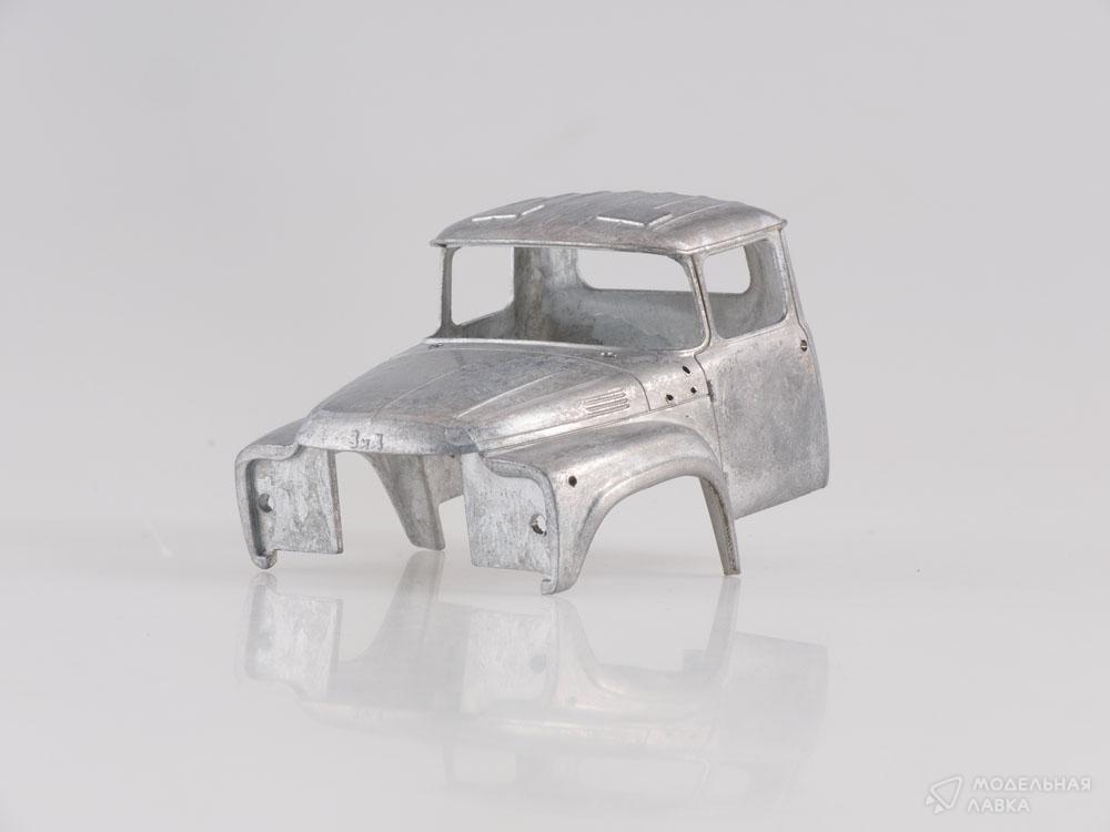Сборная модель агрегат подвижной авиационный АПА-35 (130) в масштабе 1:43 AVD Models Сборная модель агрегат подвижной авиационный АПА-35 (130) AVD Models