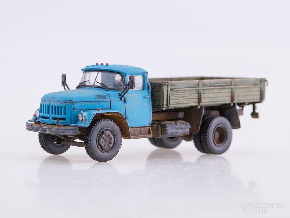 Сборная модель АМУР-531350 бортовой в масштабе 1:72 AVD Models Сборная модель АМУР-531350 бортовой AVD Models