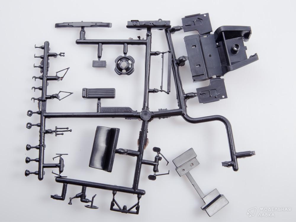 Сборная модель ассенизационная машина АНМ-53 (53А) в масштабе 1:43 AVD Models Сборная модель ассенизационная машина АНМ-53 (53А) AVD Models