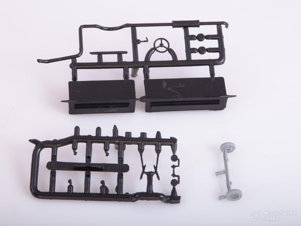 Сборная модель автобус КАГ-3 в масштабе 1:43 AVD Models Сборная модель автобус КАГ-3 AVD Models