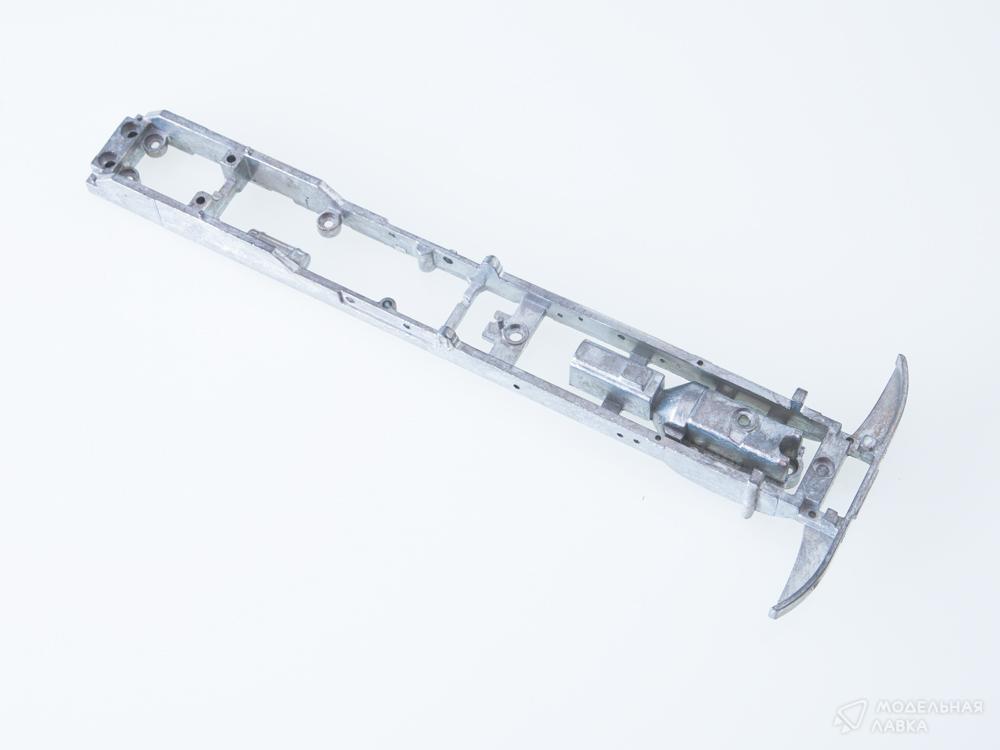 Сборная модель автокран КС-3575 (255Б1) в масштабе 1:43 AVD Models Сборная модель автокран КС-3575 (255Б1) AVD Models