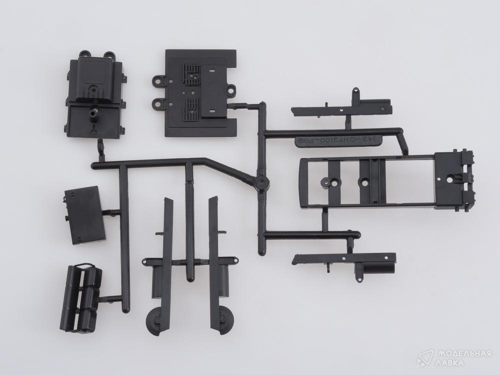 Сборная модель гусеничный трактор Т-100 в масштабе 1:43 AVD Models Сборная модель гусеничный трактор Т-100 AVD Models