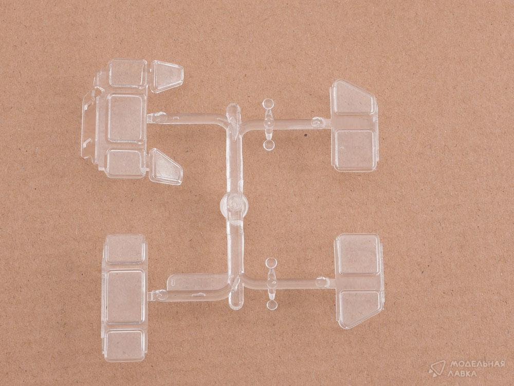 Сборная модель гусеничный трактор Т-100 в масштабе 1:43 AVD Models Сборная модель гусеничный трактор Т-100 AVD Models