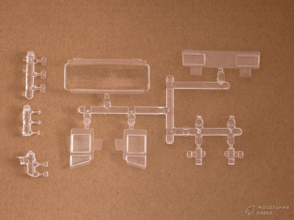 Сборная модель КАМАЗ-43118 6x6 бортовой с тентом в масштабе 1:43 AVD Models Сборная модель КАМАЗ-43118 6x6 бортовой с тентом AVD Models