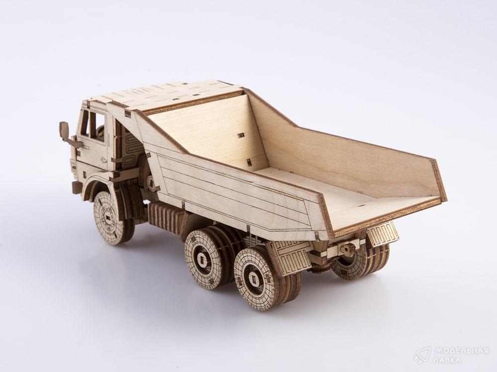 Сборная модель КАМАЗ-5511 Самосвал Baumi Сборная модель КАМАЗ-5511 Самосвал Baumi
