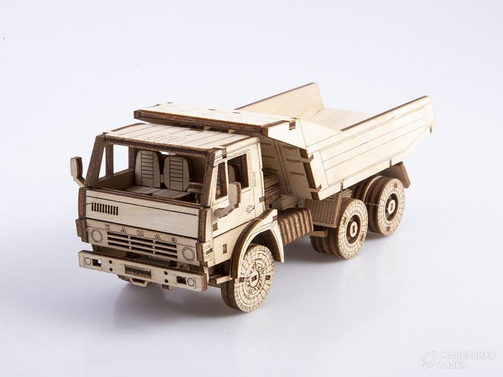 Сборная модель КАМАЗ-5511 Самосвал Baumi Сборная модель КАМАЗ-5511 Самосвал Baumi
