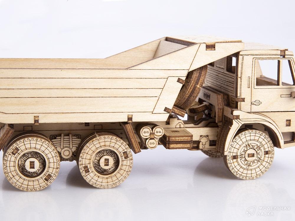 Сборная модель КАМАЗ-5511 Самосвал Baumi Сборная модель КАМАЗ-5511 Самосвал Baumi