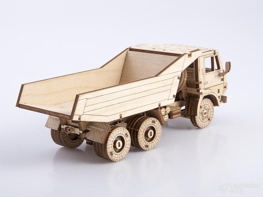 Сборная модель КАМАЗ-5511 Самосвал Baumi Сборная модель КАМАЗ-5511 Самосвал Baumi