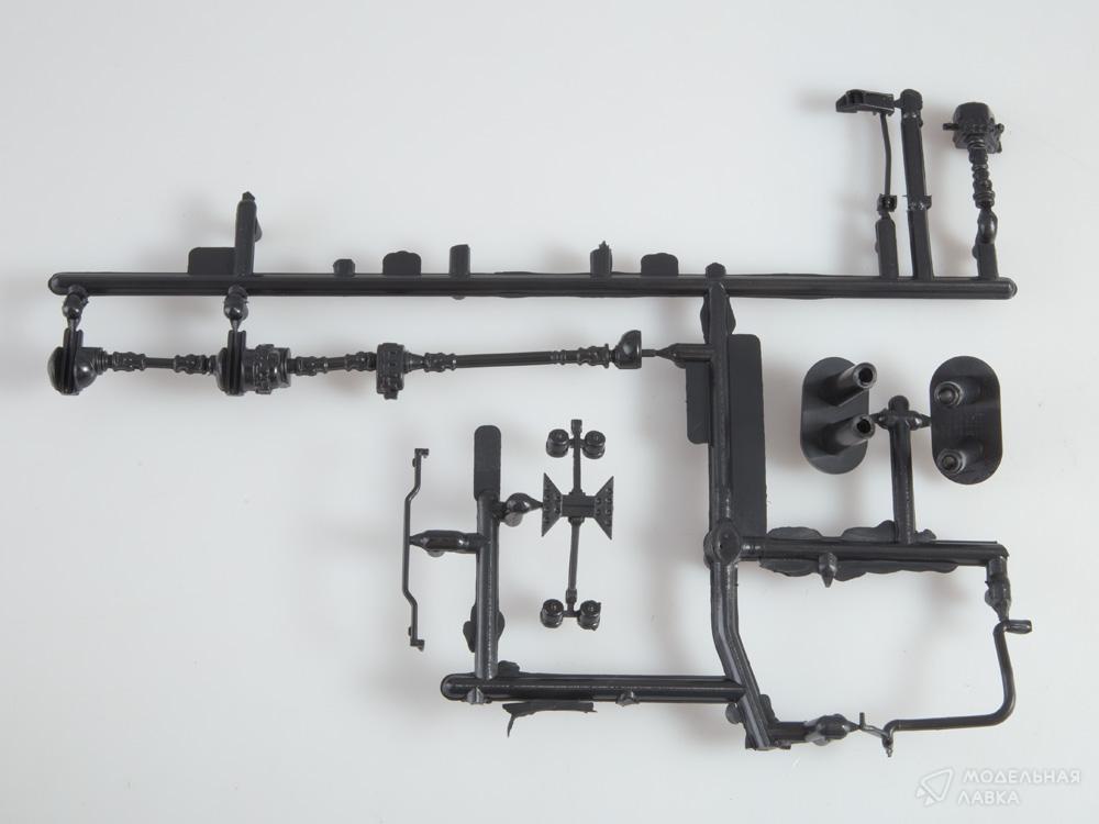 Сборная модель КАМАЗ-65225 седельный тягач в масштабе 1:43 AVD Models Сборная модель КАМАЗ-65225 седельный тягач AVD Models