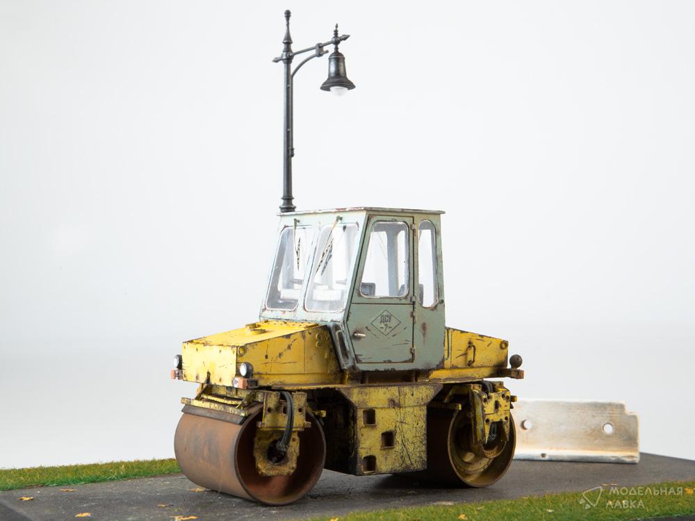 Сборная модель каток ДУ-63 в масштабе 1:43 AVD Models Сборная модель каток ДУ-63 AVD Models