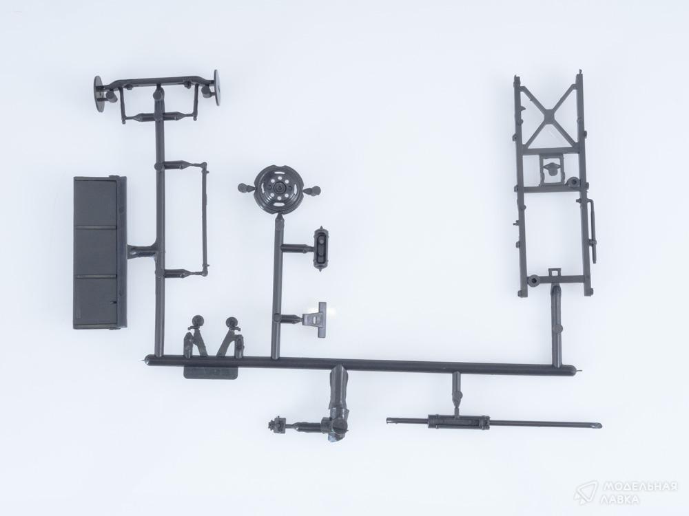 Сборная модель контейнерный мусоровоз КО-450 (4333) в масштабе 1:43 AVD Models Сборная модель контейнерный мусоровоз КО-450 (4333) AVD Models
