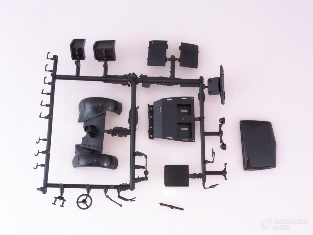 Сборная модель МАЗ-205 самосвал в масштабе 1:43 AVD Models Сборная модель МАЗ-205 самосвал AVD Models
