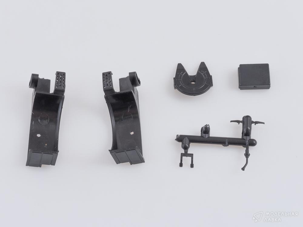 Сборная модель МАЗ-6422 ранний в масштабе 1:43 AVD Models Сборная модель МАЗ-6422 ранний AVD Models