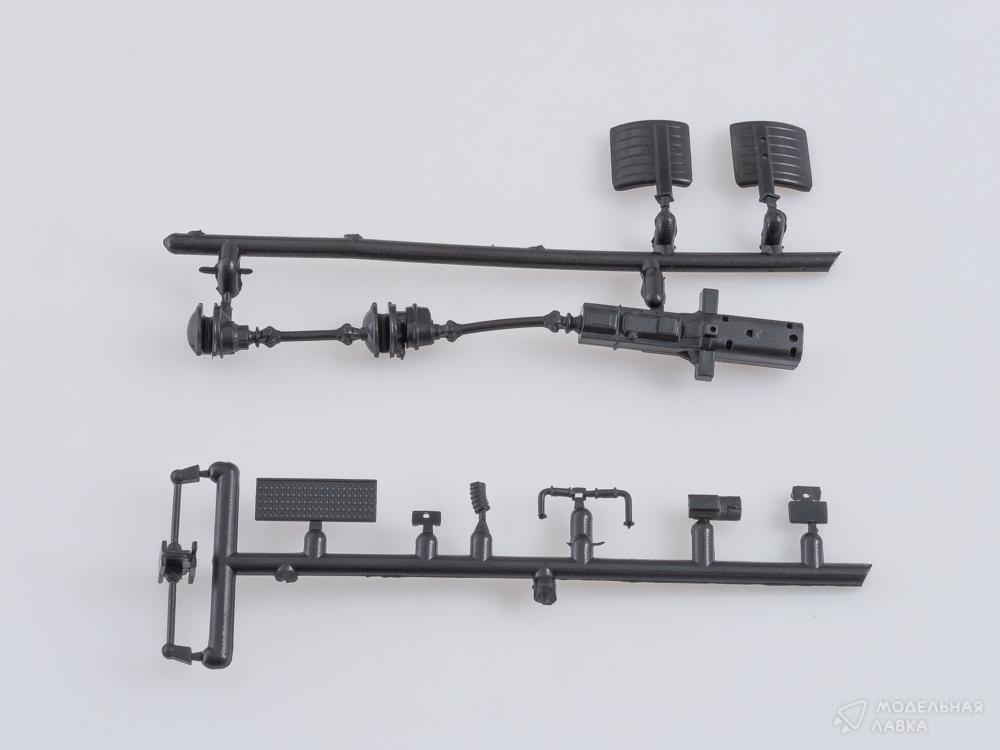 Сборная модель МАЗ-6422 ранний в масштабе 1:43 AVD Models Сборная модель МАЗ-6422 ранний AVD Models
