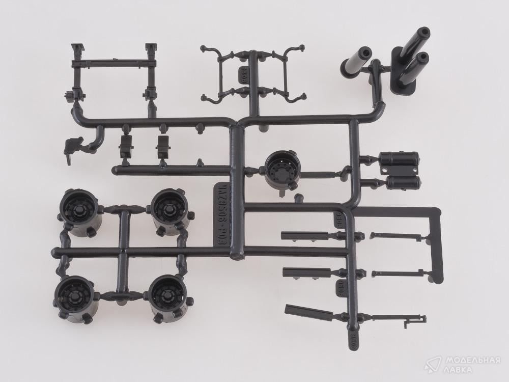 Сборная модель полуприцеп МАЗ-9506-20 в масштабе 1:43 AVD Models Сборная модель полуприцеп МАЗ-9506-20 AVD Models