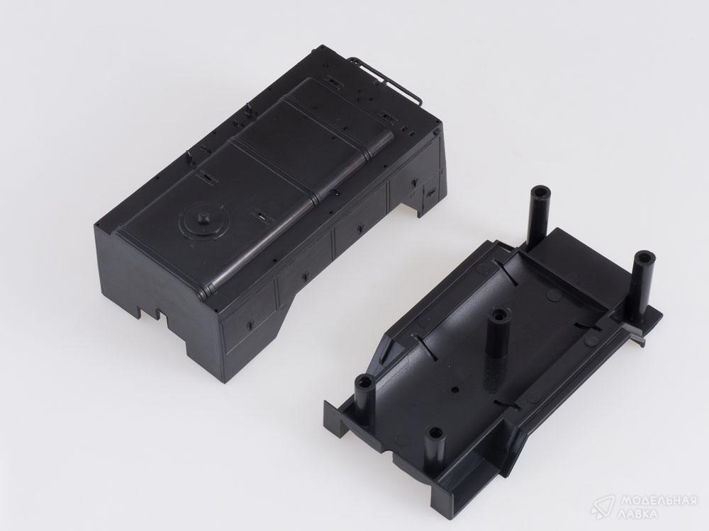 Сборная модель пожарная цистерна АЦ-7,5-40 (4320) в масштабе 1:43 AVD Models Сборная модель пожарная цистерна АЦ-7,5-40 (4320) AVD Models