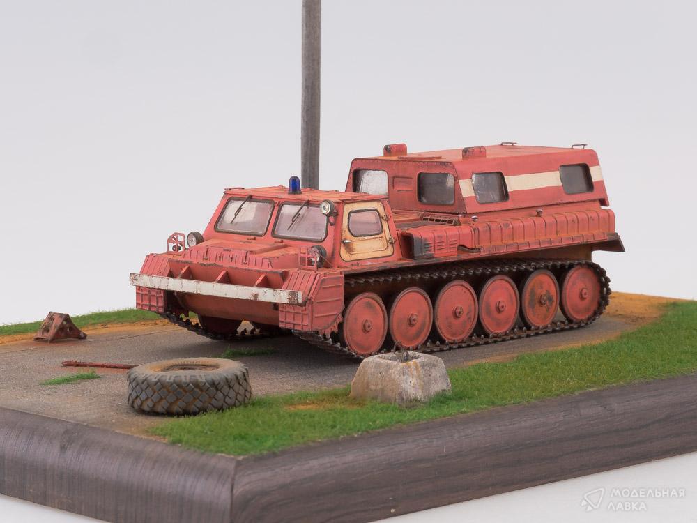 Сборная модель пожарный вездеход ВПЛ-149 (ГТ-СМ) в масштабе 1:43 AVD Models Сборная модель пожарный вездеход ВПЛ-149 (ГТ-СМ) AVD Models
