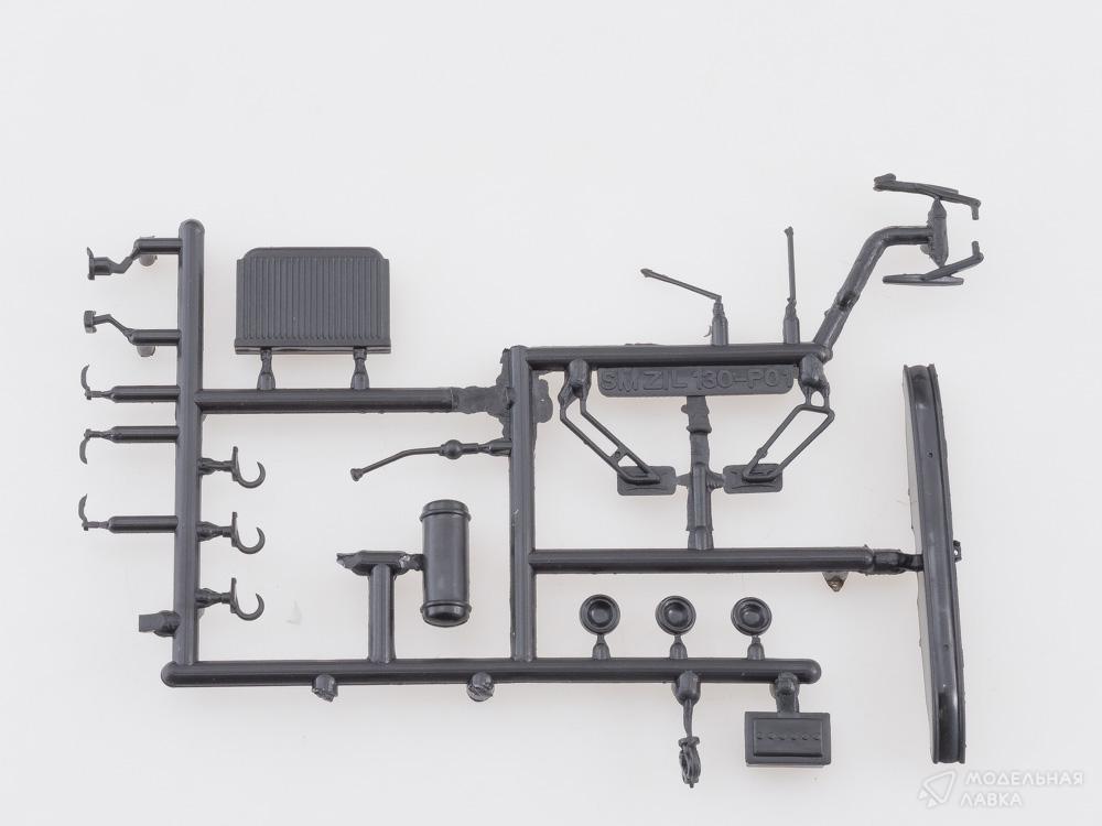 Сборная модель топливозаправщик АТЗ-3,8-130 в масштабе 1:43 AVD Models Сборная модель топливозаправщик АТЗ-3,8-130 AVD Models