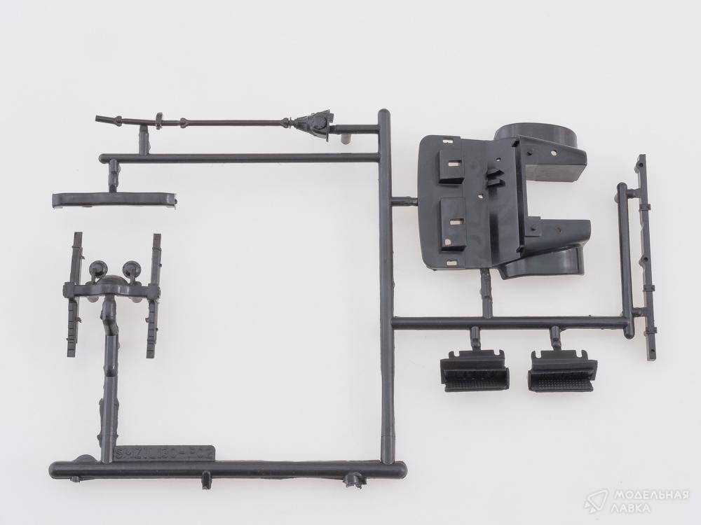 Сборная модель топливозаправщик АТЗ-3,8-130 в масштабе 1:43 AVD Models Сборная модель топливозаправщик АТЗ-3,8-130 AVD Models
