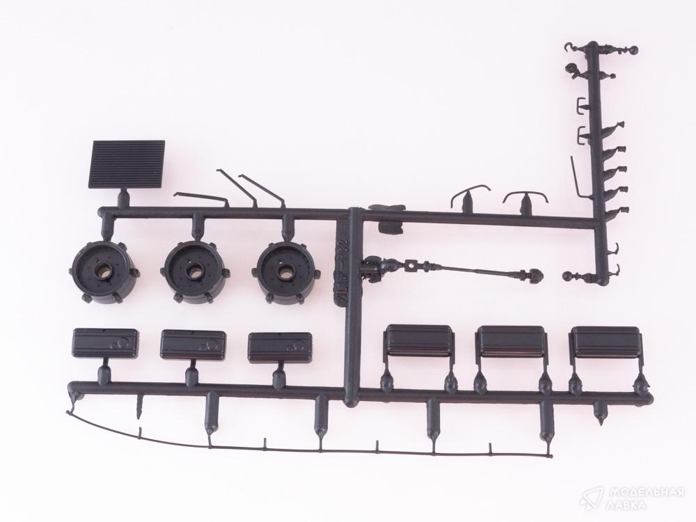 Сборная модель вездеход ЗИЛ-Э167 в масштабе 1:43 AVD Models Сборная модель вездеход ЗИЛ-Э167 AVD Models
