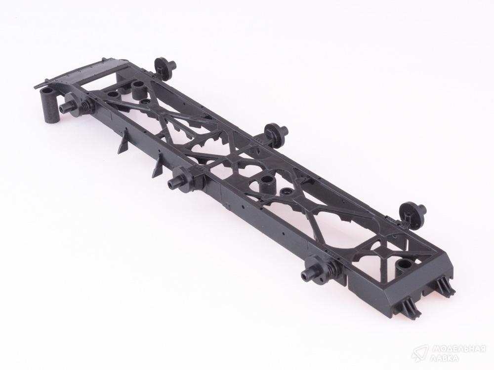 Сборная модель вездеход ЗИЛ-Э167 в масштабе 1:43 AVD Models Сборная модель вездеход ЗИЛ-Э167 AVD Models
