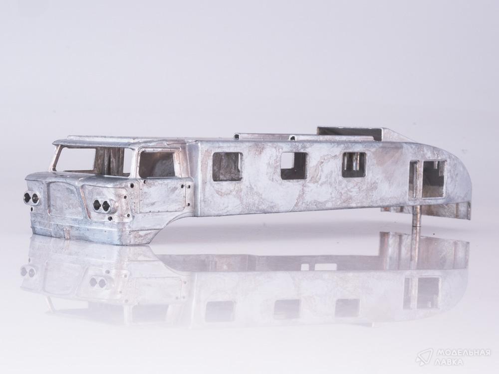 Сборная модель вездеход ЗИЛ-Э167 в масштабе 1:43 AVD Models Сборная модель вездеход ЗИЛ-Э167 AVD Models