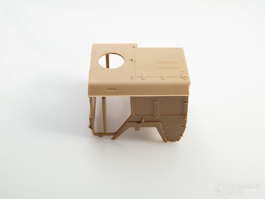 Сборная модель шведская система залпового огня LKW 7t mil gl LARS2 в масштабе 1:35 Hobby Boss Сборная модель шведская система залпового огня LKW 7t mil gl LARS2 Hobby Boss