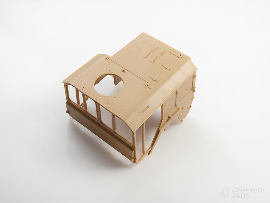 Сборная модель шведская система залпового огня LKW 7t mil gl LARS2 в масштабе 1:35 Hobby Boss Сборная модель шведская система залпового огня LKW 7t mil gl LARS2 Hobby Boss