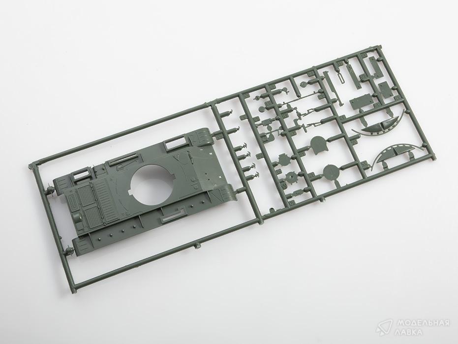 Сборная модель советский Танк Т-62 в масштабе 1:72 Моделист Сборная модель советский Танк Т-62 Моделист