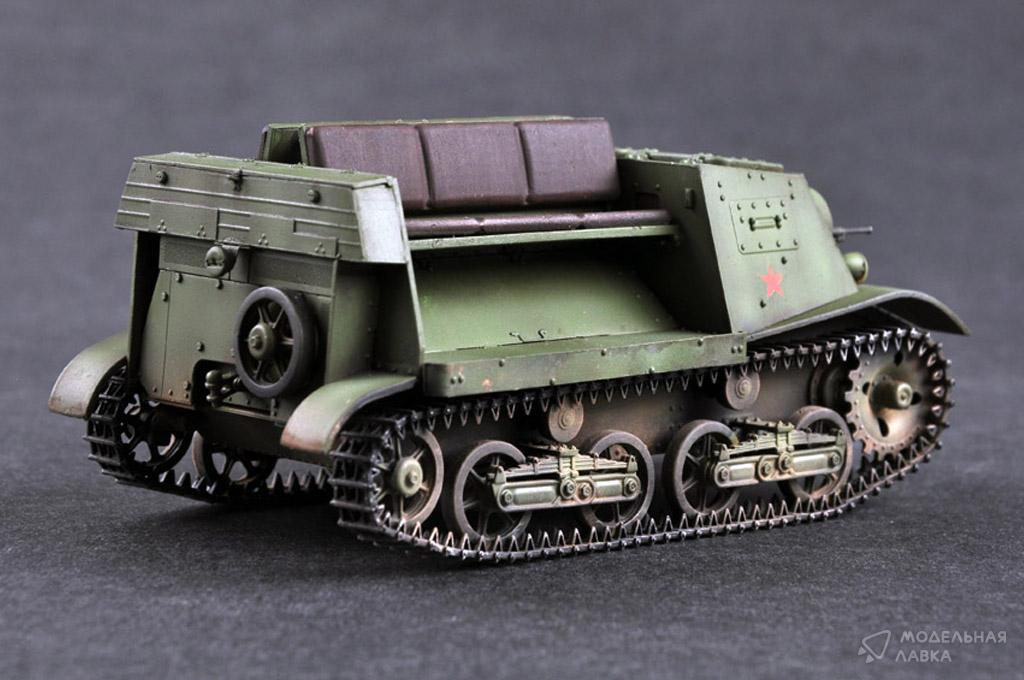 Сборная модель Soviet T-20 Armored Tractor Komsomolets 1938 в масштабе 1:35 Hobby Boss Сборная модель Soviet T-20 Armored Tractor Komsomolets 1938 Hobby Boss
