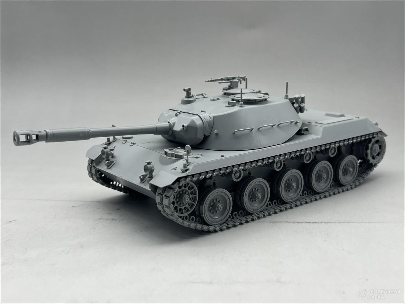 Сборная модель Spähpanzer Ru251 в масштабе 1:35 Amusing Hobby Сборная модель Spähpanzer Ru251 Amusing Hobby
