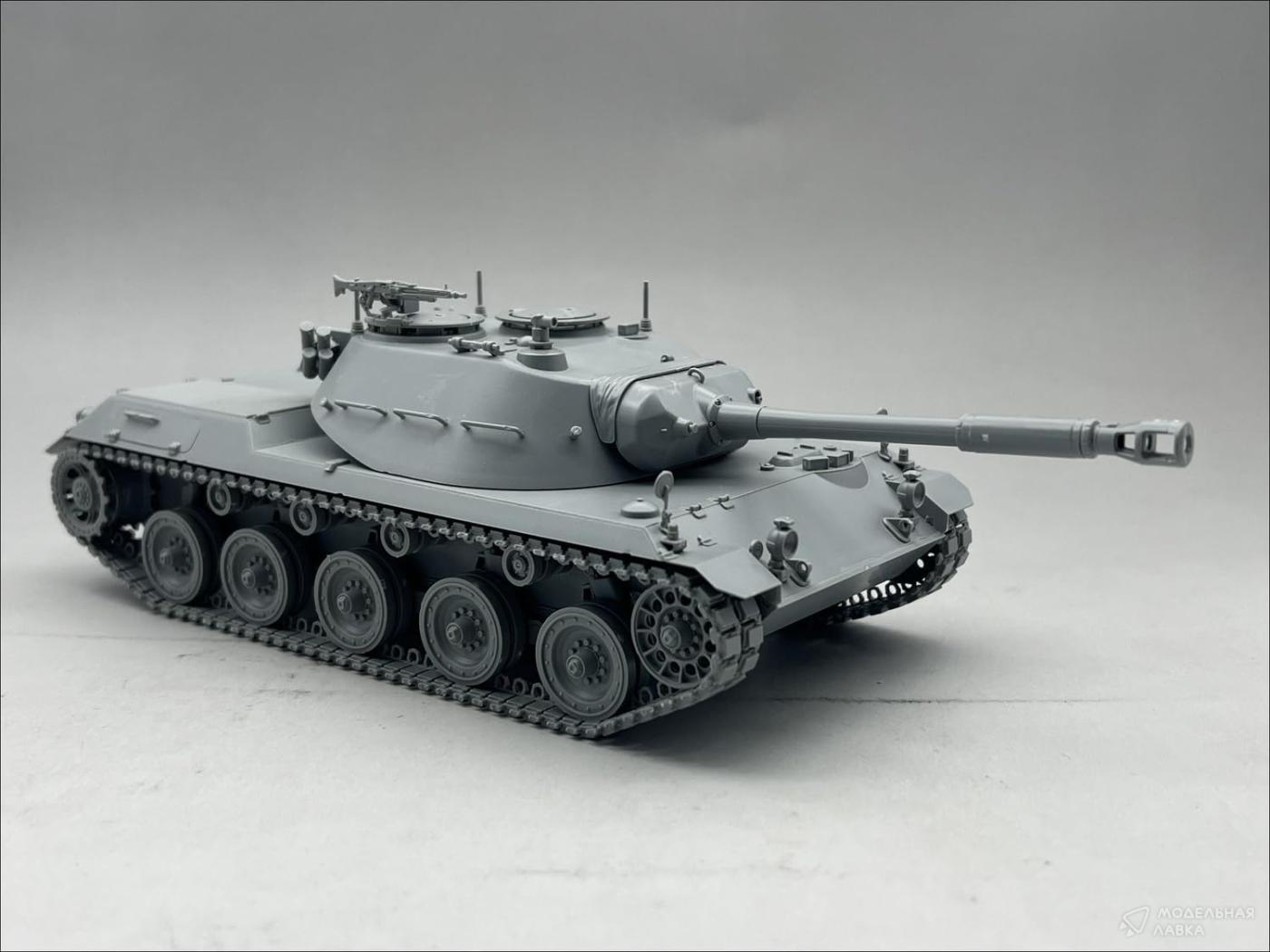 Сборная модель Spähpanzer Ru251 в масштабе 1:35 Amusing Hobby Сборная модель Spähpanzer Ru251 Amusing Hobby