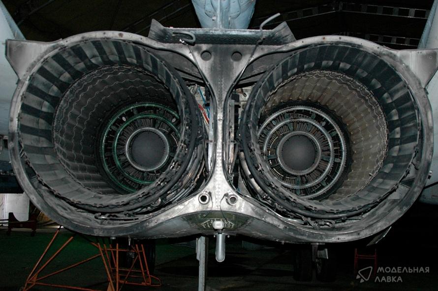 Су-24М Реактивные сопла двигателя АЛ-21Ф-3 Amigo Models Су-24М Реактивные сопла двигателя АЛ-21Ф-3 Amigo Models
