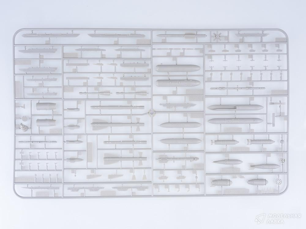 Сборная модель Sukhoi Su-22 M3/M4 в масштабе 1:48 Kitty Hawk Сборная модель Sukhoi Su-22 M3/M4 Kitty Hawk
