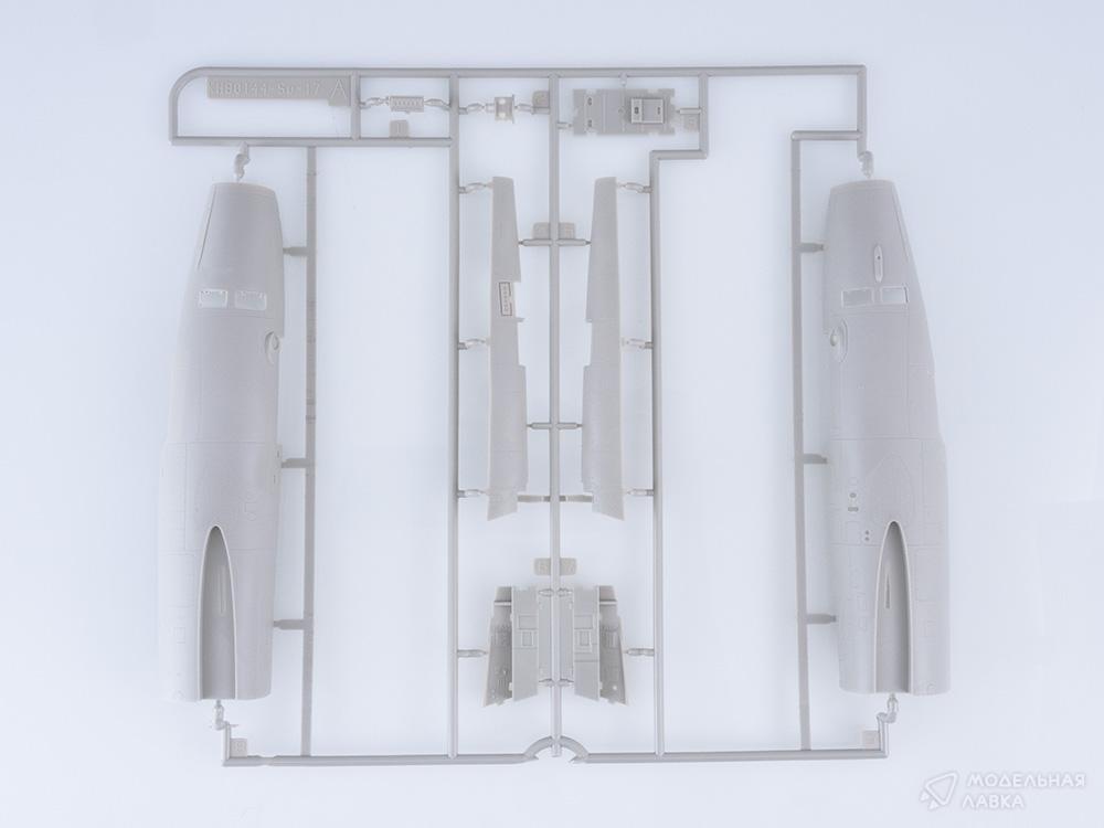 Сборная модель Sukhoi Su-22 M3/M4 в масштабе 1:48 Kitty Hawk Сборная модель Sukhoi Su-22 M3/M4 Kitty Hawk