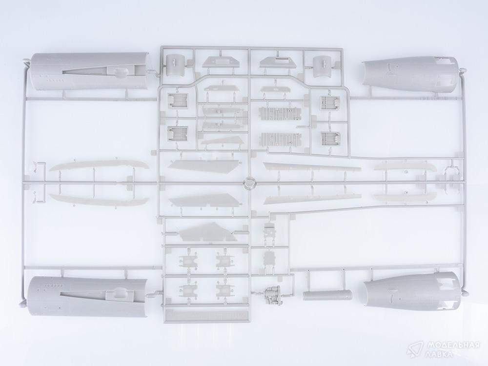 Сборная модель Sukhoi Su-22 M3/M4 в масштабе 1:48 Kitty Hawk Сборная модель Sukhoi Su-22 M3/M4 Kitty Hawk