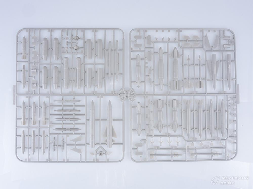 Сборная модель Super Etendard в масштабе 1:48 Kitty Hawk Сборная модель Super Etendard Kitty Hawk