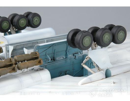 Сборная модель T-22M3 Backfire C (1:72) в масштабе 1:72 Trumpeter Сборная модель T-22M3 Backfire C (1:72) Trumpeter