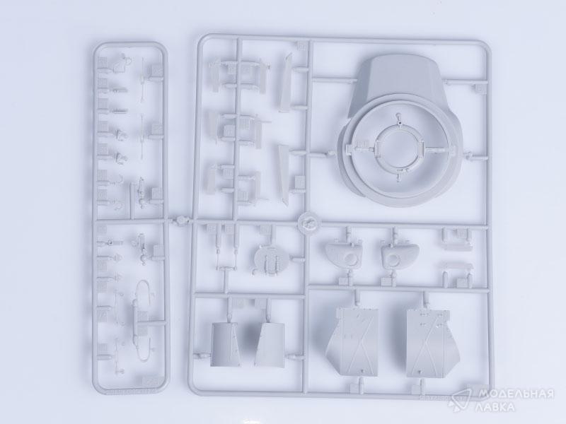 Сборная модель танк M26 Pershing Heavy Tank в масштабе 1:35 Hobby Boss Сборная модель танк M26 Pershing Heavy Tank Hobby Boss
