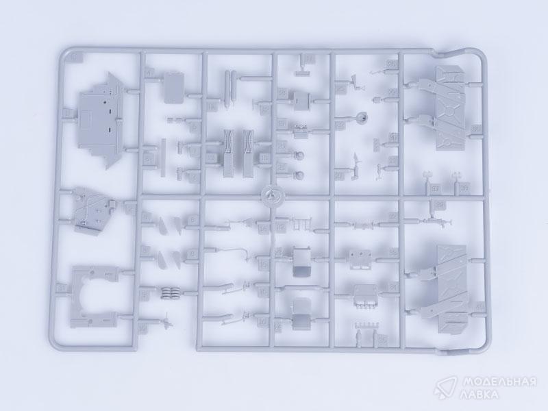 Сборная модель танк Russia T-34/76 Tank 1942 в масштабе 1:48 Hobby Boss Сборная модель танк Russia T-34/76 Tank 1942 Hobby Boss