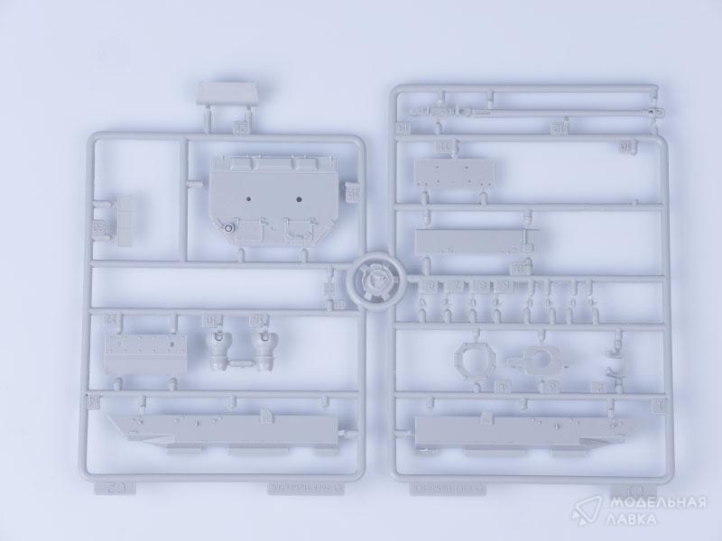 Сборная модель танк Sd.Kfz.184 Elephant в масштабе 1:72 Trumpeter Сборная модель танк Sd.Kfz.184 Elephant Trumpeter