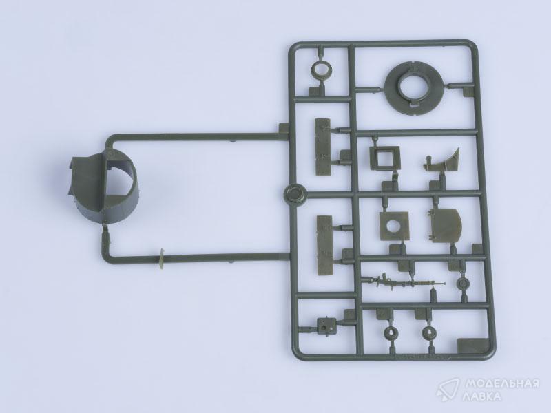 Сборная модель танк Soviet T-26 Light Infantry Tank Mod. 1931 в масштабе 1:35 Hobby Boss Сборная модель танк Soviet T-26 Light Infantry Tank Mod. 1931 Hobby Boss