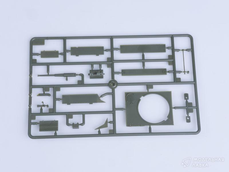 Сборная модель танк Soviet T-26 Light Infantry Tank Mod. 1935 в масштабе 1:35 Hobby Boss Сборная модель танк Soviet T-26 Light Infantry Tank Mod. 1935 Hobby Boss