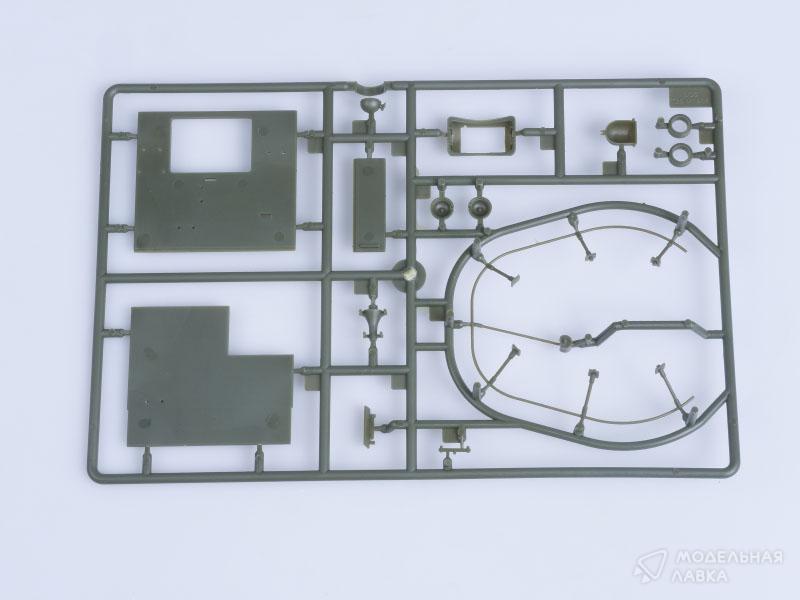 Сборная модель танк Soviet T-26 Light Infantry Tank Mod. 1935 в масштабе 1:35 Hobby Boss Сборная модель танк Soviet T-26 Light Infantry Tank Mod. 1935 Hobby Boss