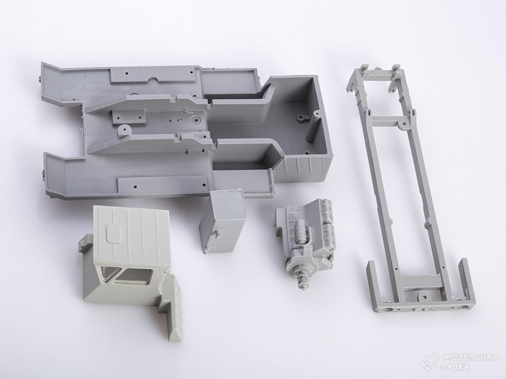 Сборная модель трактор Б-550 в масштабе 1:43 AVD Models Сборная модель трактор Б-550 AVD Models