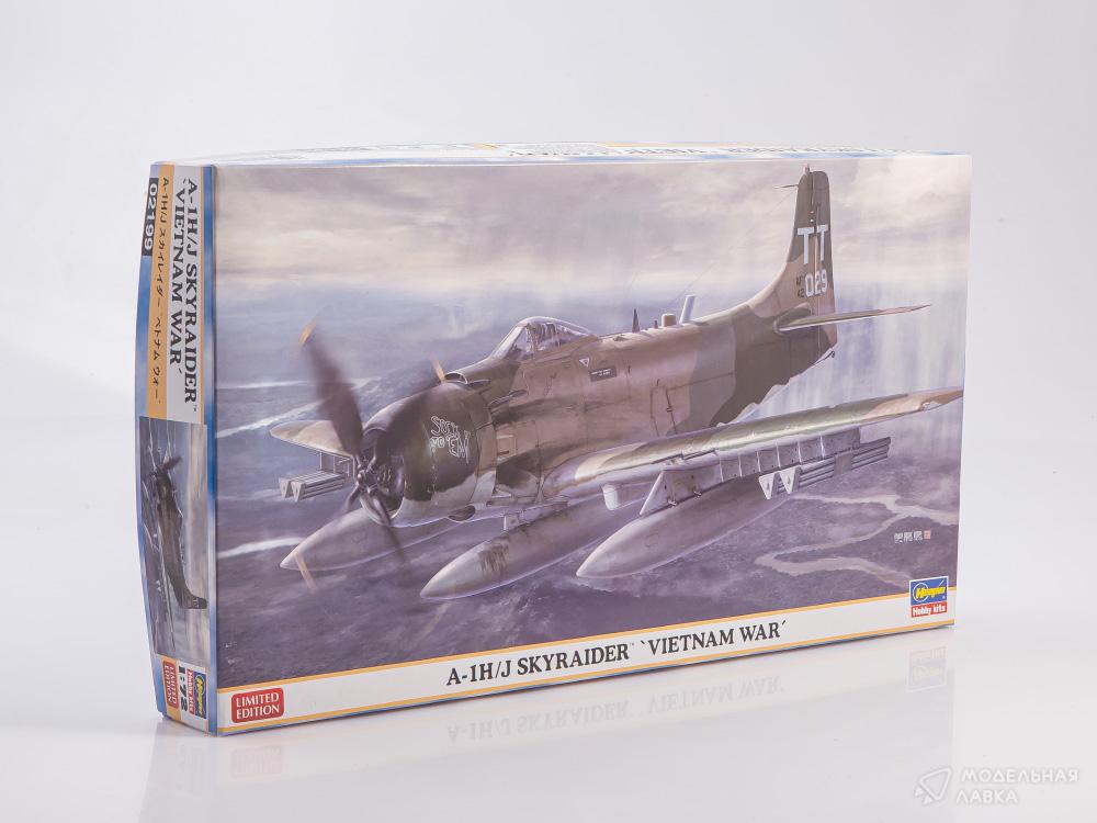 Сборная модель A-1H/J Skyraider 'Vietnam War' в масштабе 1:72 Hasegawa Сборная модель A-1H/J Skyraider 'Vietnam War' Hasegawa