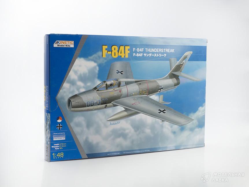 Сборная модель F-84F Thunderstreak в масштабе 1:48 KINETIC Сборная модель F-84F Thunderstreak KINETIC