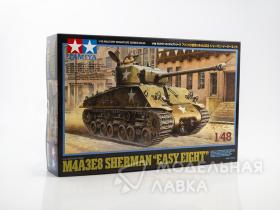 Американский средний танк M4A3E8 Sherman "Easy Eight" с фигурой командира