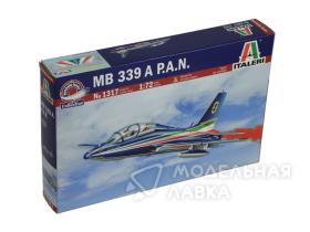 Cамолет MB-339 PAN Frecce Tricolori